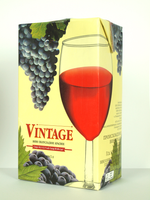 Вино «Виктория Винтаж Красное» красное полусладкое 10.5% 1.0л