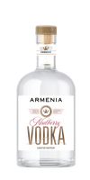 Водка «Армения Тутовая Лимитед Эдишн» особая 40% 0.5л