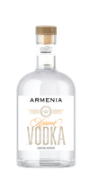 Водка «Армения Абрикосовая Limited Edition» 40% 0.5л